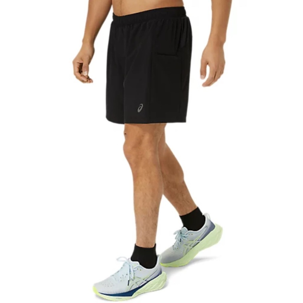 Asics men’s‎ 9in trainer shorts size M